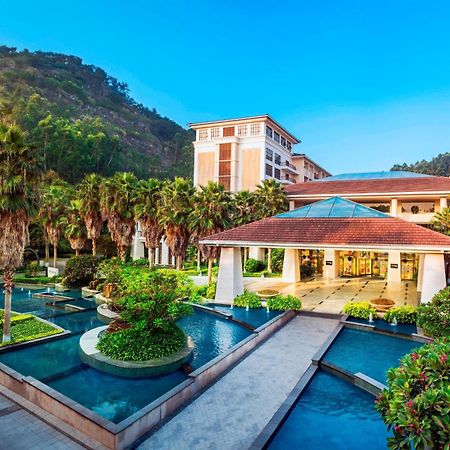Le Meridien Сямън Екстериор снимка
