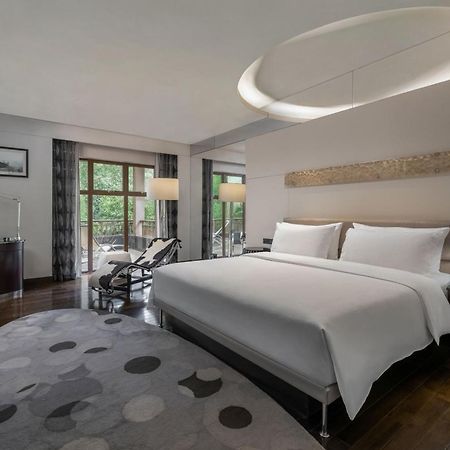Le Meridien Сямън Екстериор снимка