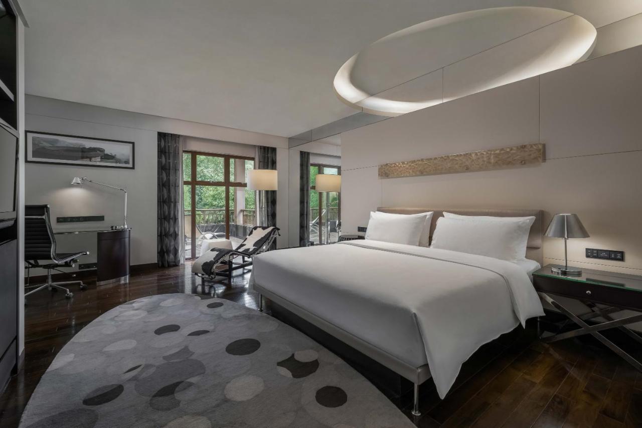 Le Meridien Сямън Екстериор снимка