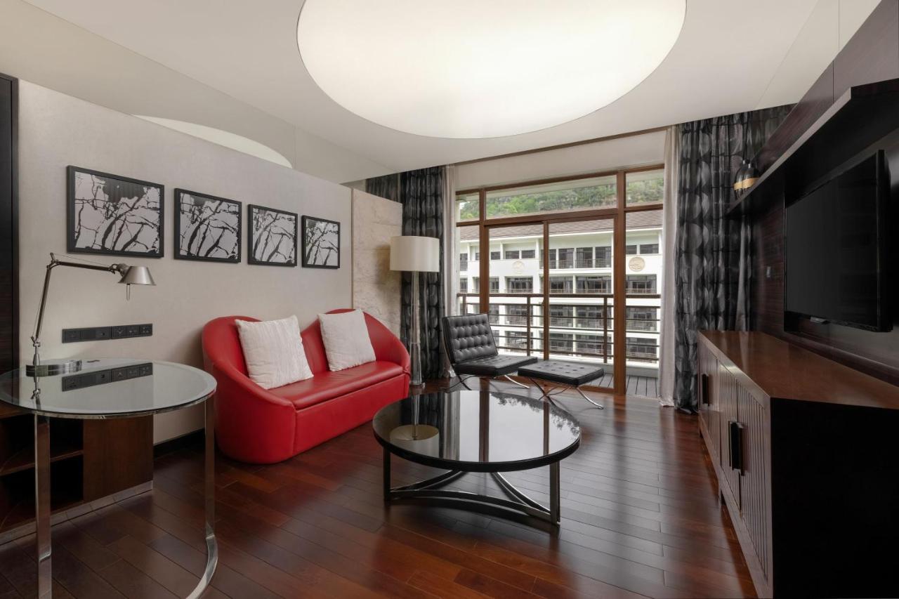 Le Meridien Сямън Екстериор снимка