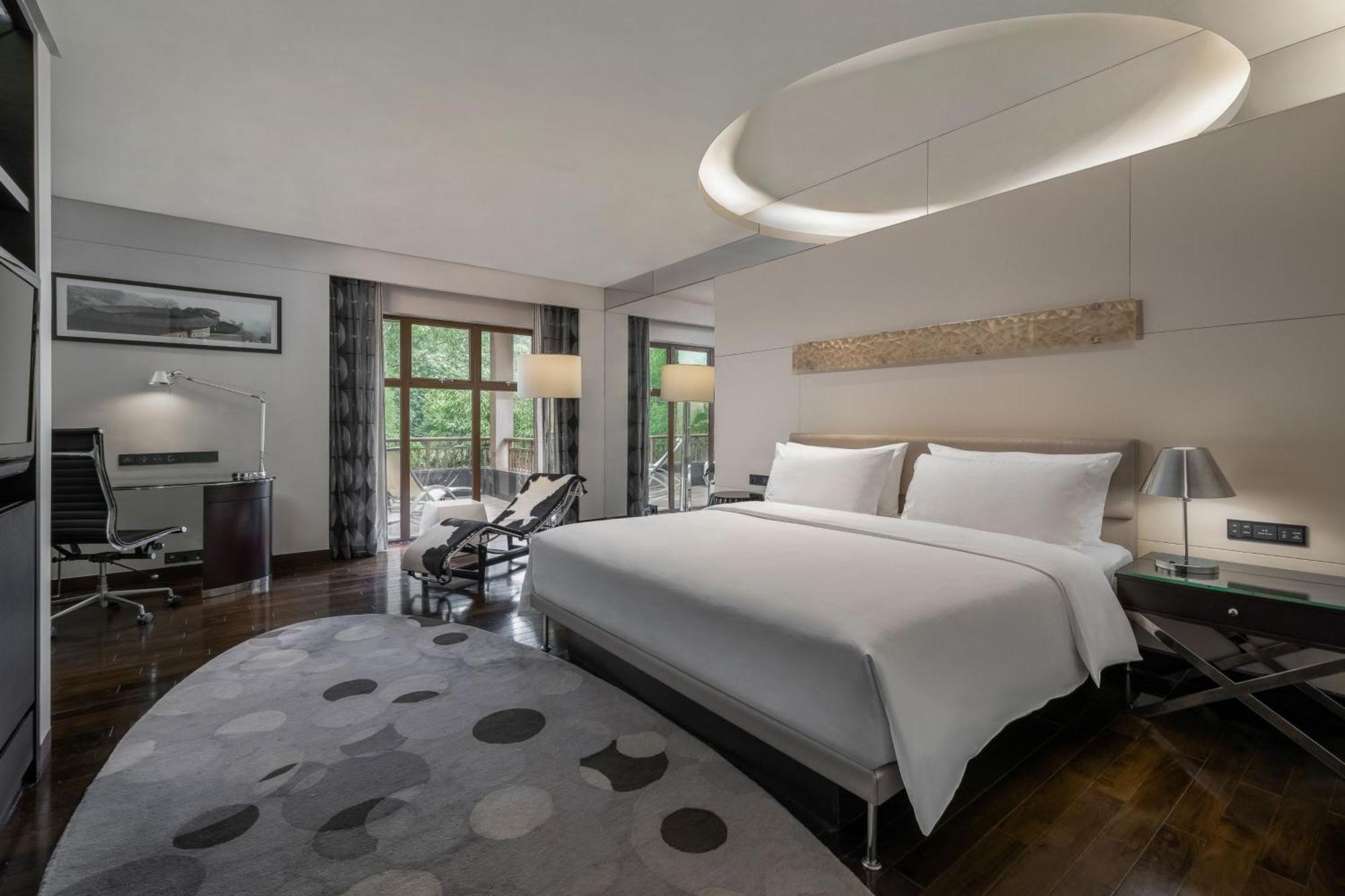 Le Meridien Сямън Екстериор снимка